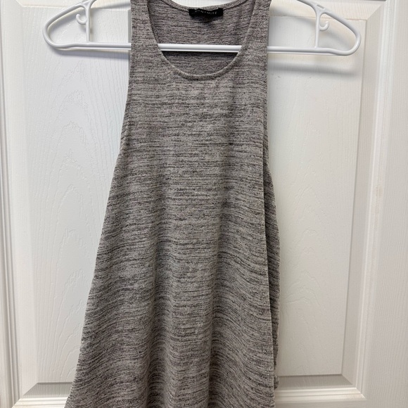 Gray tank top - Picture 4 of 4